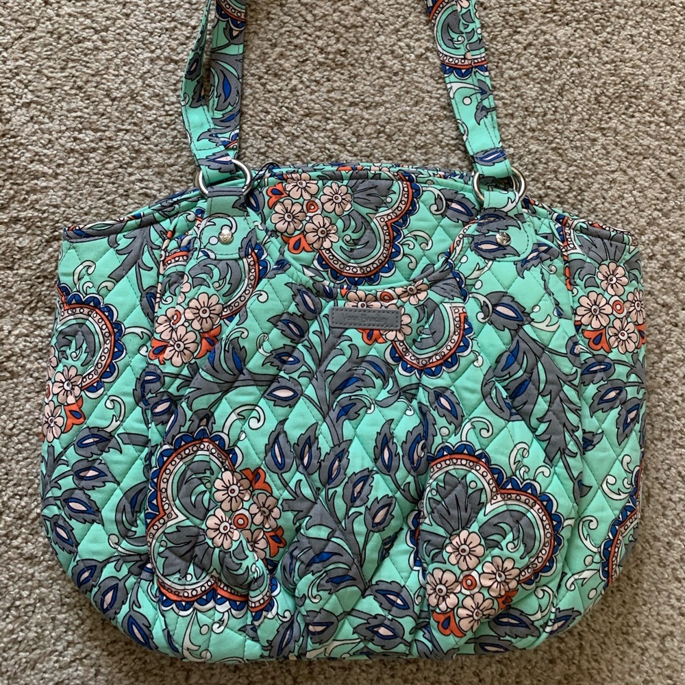 Vera Bradley Fan Flowers Glenna